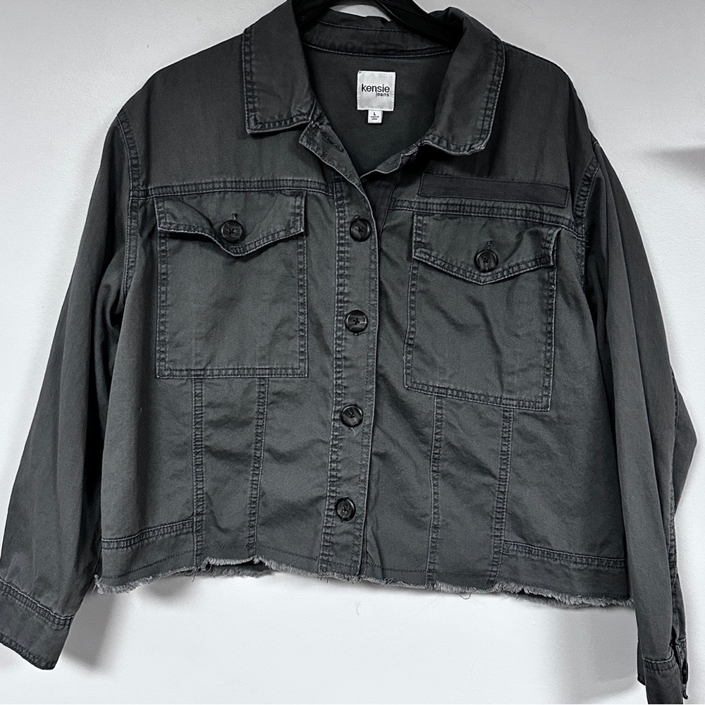 Kensie Jeans gray denim utility jacket, raw hem, button down, grunge urban, L